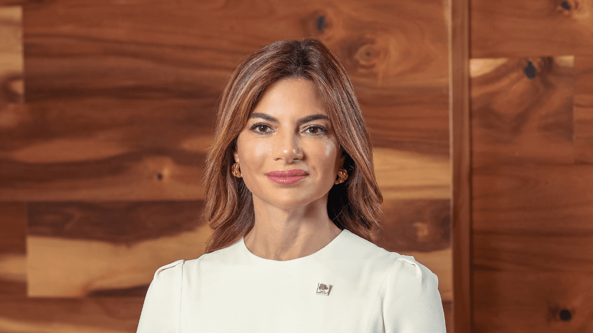 Paola Rainieri pondera la alianza estratégica entre la banca nacional y el turismo como motor del desarrollo dominicano.